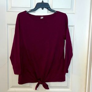 Old Navy burgundy 3/4 length sleeve top